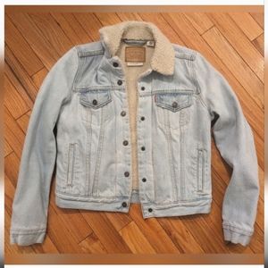 Levi's Sherpa Fleece Jean Jacket size Small